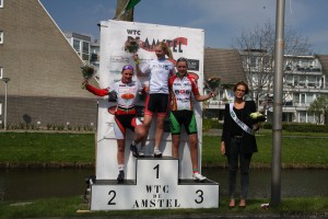 2013_05_Ronde_van_Amstelveen_damespodium