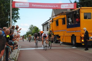 Van de Vall wint Ouderkerk