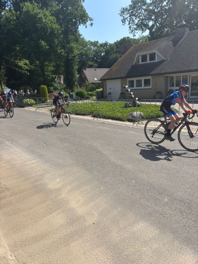 Foto bij “NK-week: jeugdrenner Koen Verspuij pakt de trui”