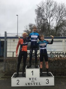 Foto bij “Voorjaarscompetitie bij De Amstel”