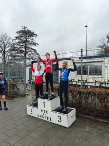 Foto bij “Voorjaarscompetitie bij De Amstel”
